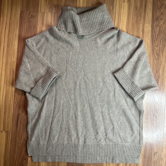 LL Bean Sweater Womens Wool Grey Turtleneck Short Sleeve Poncho Merino Wool XS-S - Picture 2 of 15